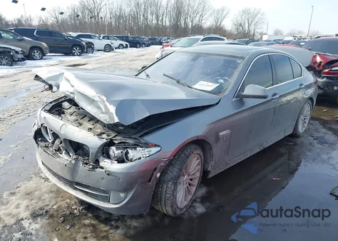 2013 BMW 535I xDrive z USA, uszkodzony, nr VIN WBAFU7C53DDU76138